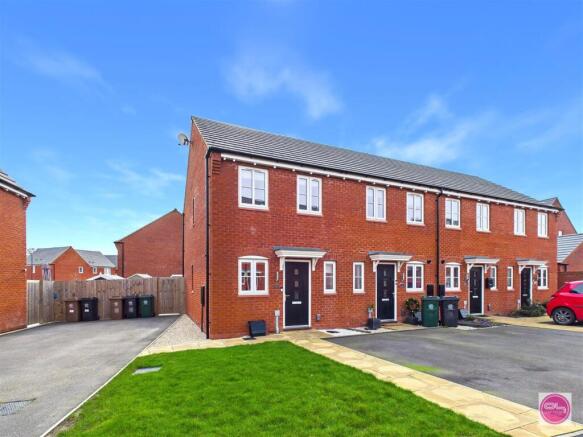 Frogmore Lane, Hatton (1).jpg