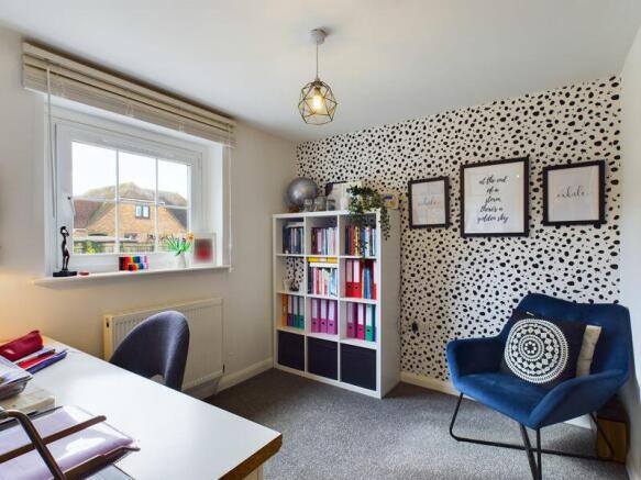 Bedroom / Dressing Room / Office
