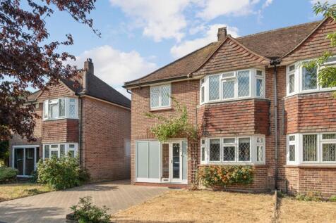 New Zealand Avenue, Walton-on-Thames, KT12