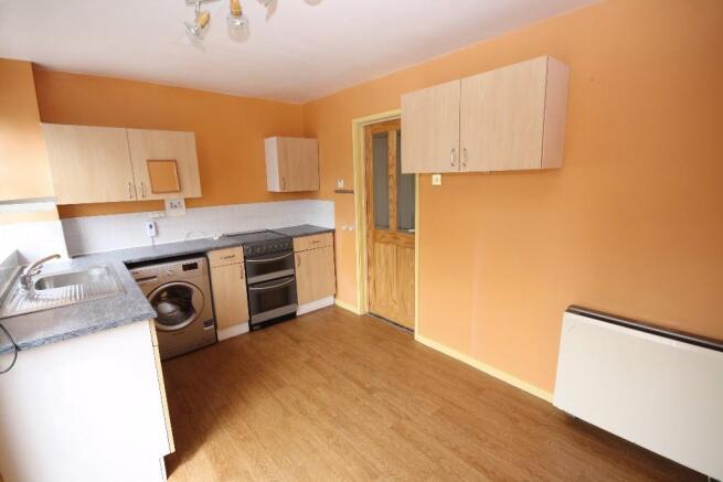Kitchen/ Dining (2)