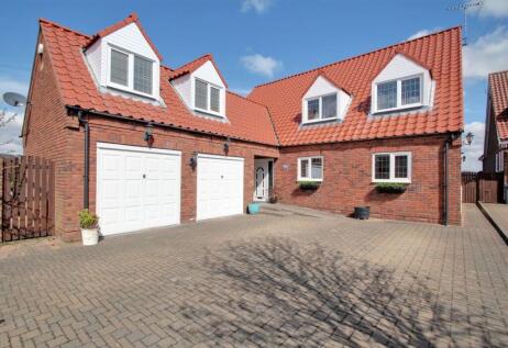 Rowernfields, Dinnington