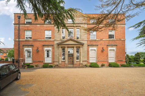 4 Laugherne House, Martley