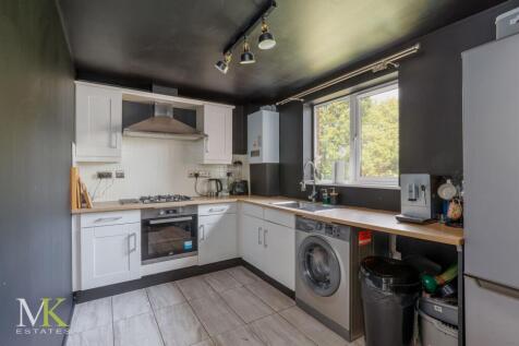 Warwick Road, Thorn Court, BH7