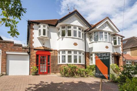 Longland Drive, Totteridge