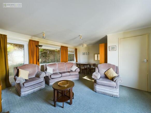 Living Dining room iv.jpg