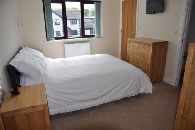 Main Bedroom With Dressing Room And En-suite Showe