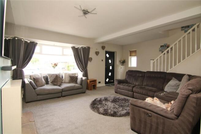 3 bed Semi-Detached for sale Image 4