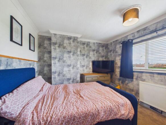 3 bed Terraced for sale Image 6