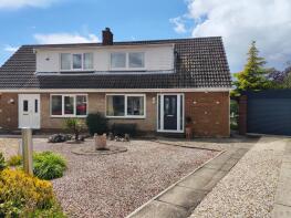 13, Pine Tree Avenue, Pontefract WF8 4LS