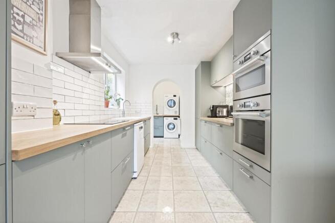 Barrow View, Ferndown photo 4