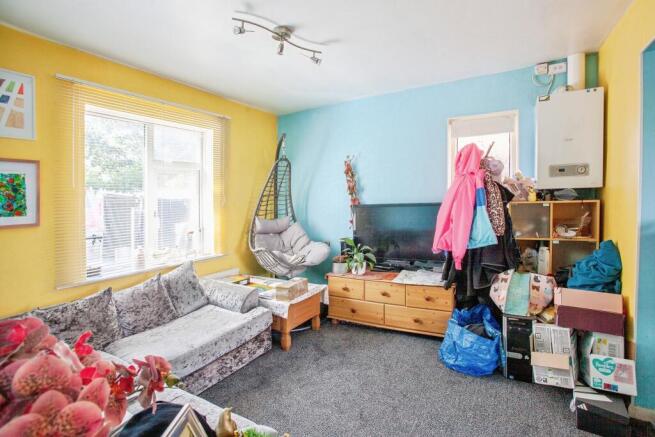 3 bed Semi-Detached for sale Image 12