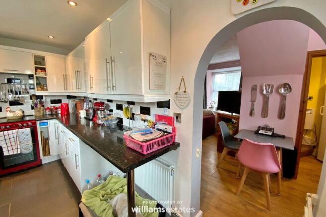 Kitchen to Liv...