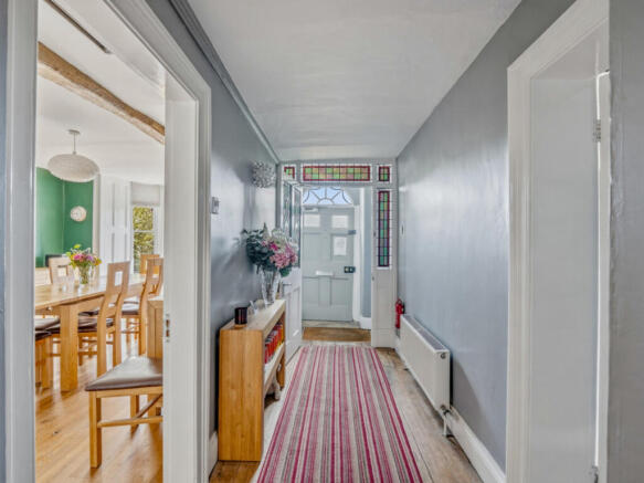 6 bed Detached for sale Image 7