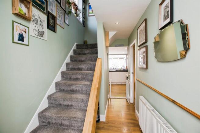 3 bed Semi-Detached for sale Image 12
