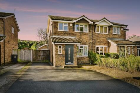 Turnberry Drive, Wilmslow, Cheshire, SK9