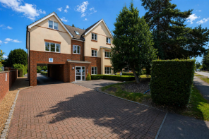 3, 21 Overton House, Church Road, Uxbridge UB8 3NB