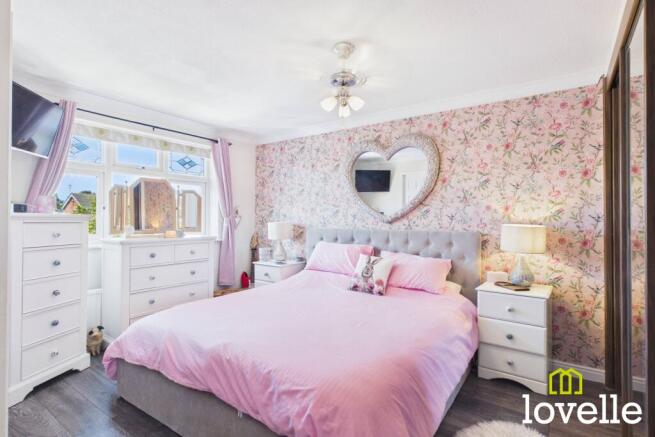 3 bed Detached for sale Image 12
