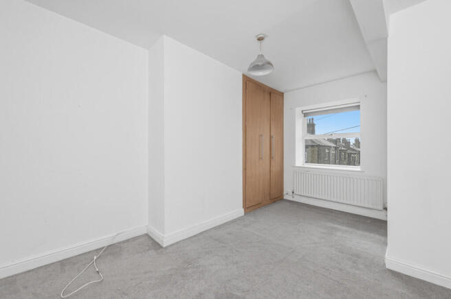 2 bed Terraced for sale Image 7