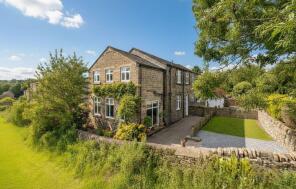 12, Stead Gate, Shelley, Huddersfield HD8 8ND