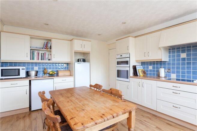 Kitchen/Breakfast Rm