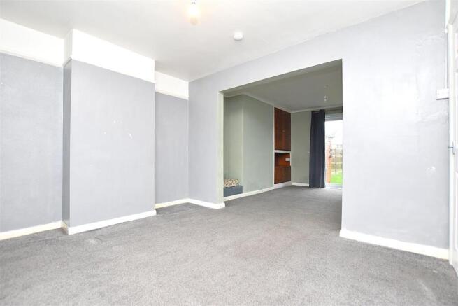 New Hall Road, Ruabon, Wrexham photo 4
