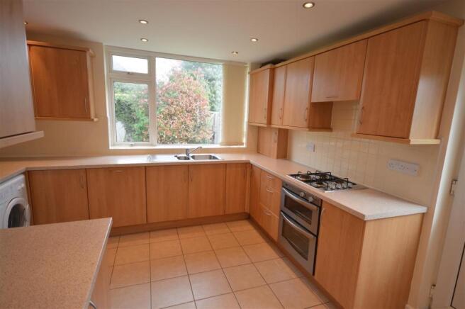 51 Hadlow 5.jpg