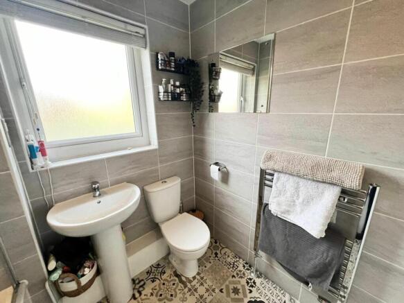 Photo 16
