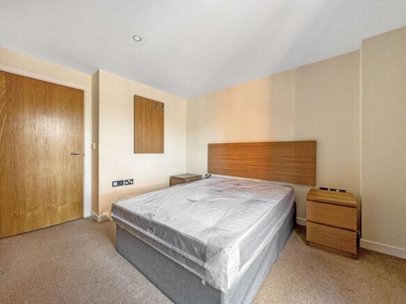 1 bed Apartment to rent Image 7