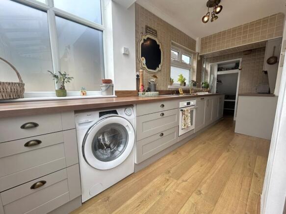 Kitchen/Dining Room
