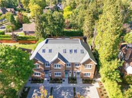 2, Hanson Place, Hersham Road, Walton-on-thames KT12 1UX