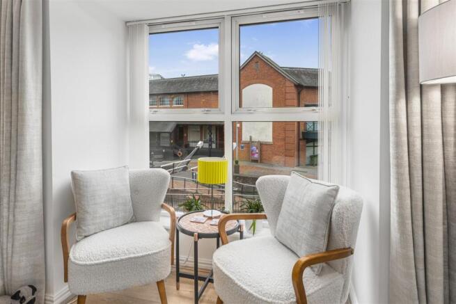 51 Chamberlaine Court, Banbury-6.jpg