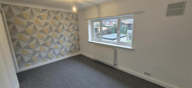 Rear bedroom
