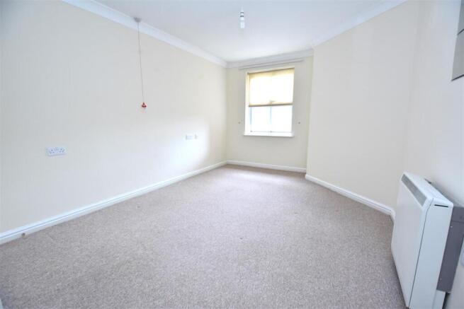 Coachman Court, Ashingdon Road, Rochford photo 4