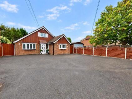 Staines Road, Wraysbury, Staines-Upon-Thames