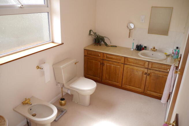 Ensuite Bathroom