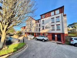 33, Homebourne House, Belle Vue Road, Paignton TQ4 6PT