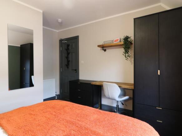 Ridgeway House, Room 4 5.JPG