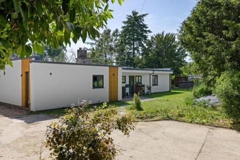 School Lane, Eastergate, Chichester, PO20 3UU