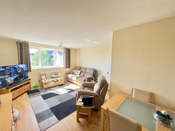 Living / Dining Room