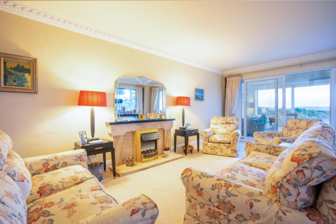 Lilliput Road, Canford Cliffs, Poole, Dorset, BH14 photo 4