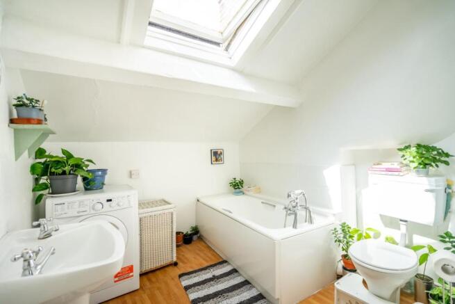 flat 7 Cambridge house-2.jpg