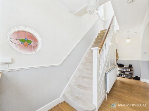 CAM02318G0-PR0475...