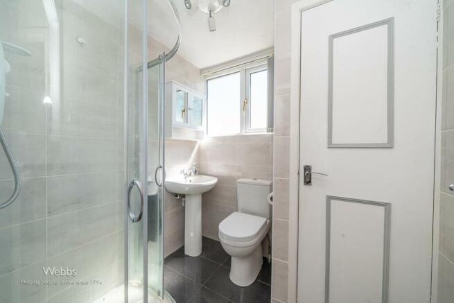 FIRST FLOOR SHOWER ROOM