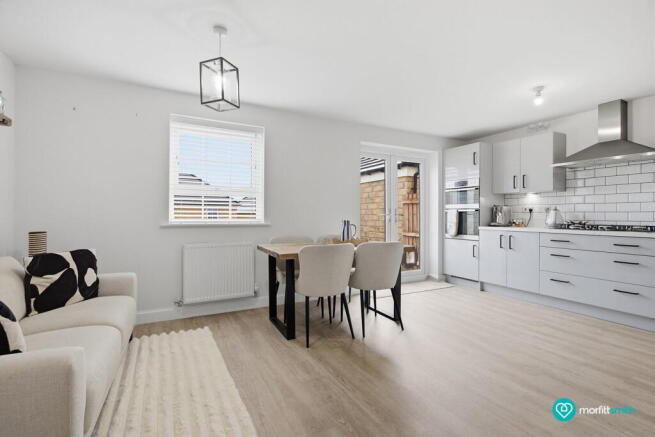 4 bed Detached for sale Image 7