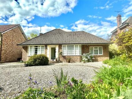 The Avenue, Stanton Fitzwarren, Swindon, SN6