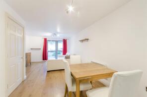 Flat 3, 21 23 Morgan Court, Uxbridge Road, London W7 3PX