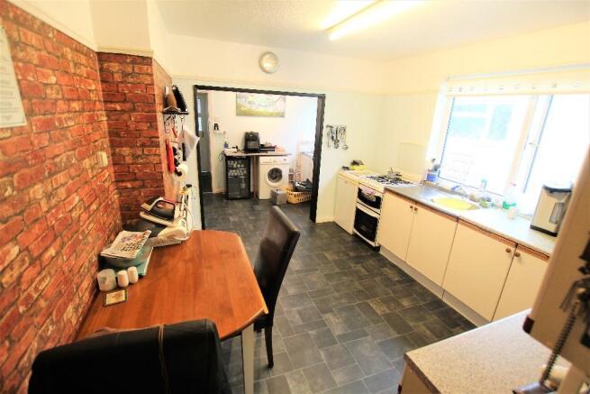 Kitchen/breakfast rm