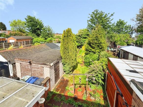 3 bed Semi-Detached for sale Image 6