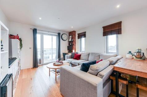 Howerd Court, Woolwich, London, SE18