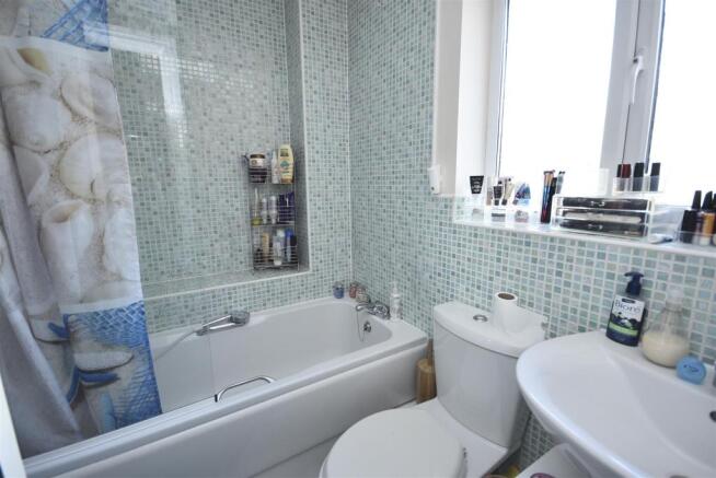 Bathroom.JPG